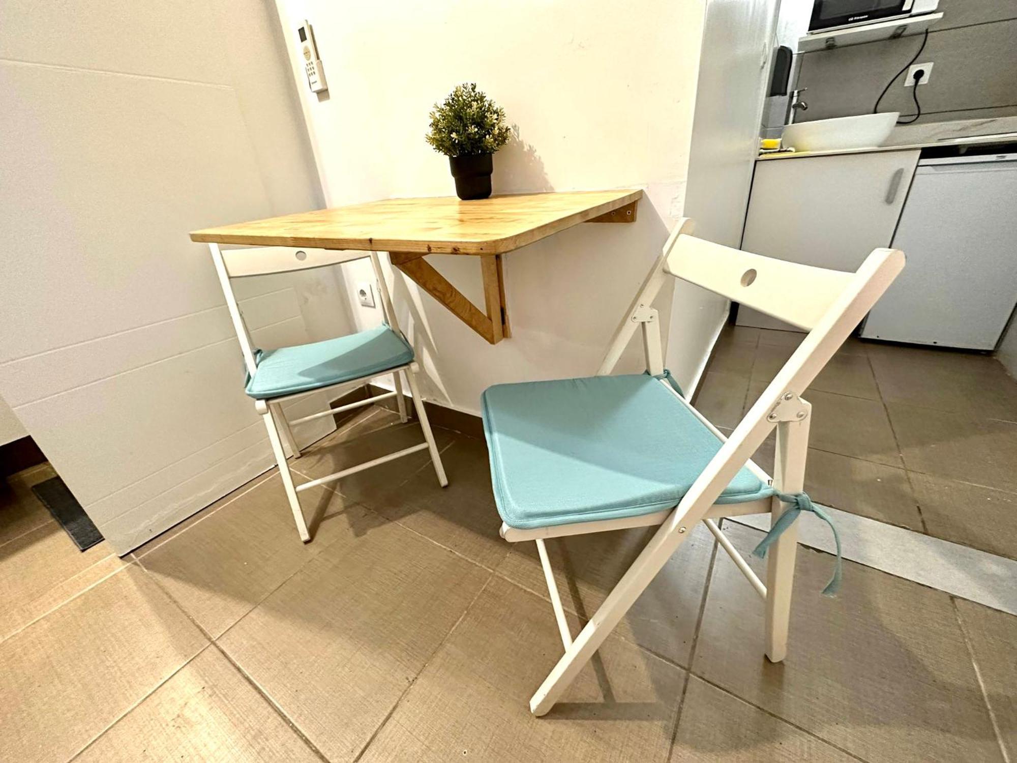 Nice Apartment In Barcelona By Perita Next Metro St T1 Exterior foto