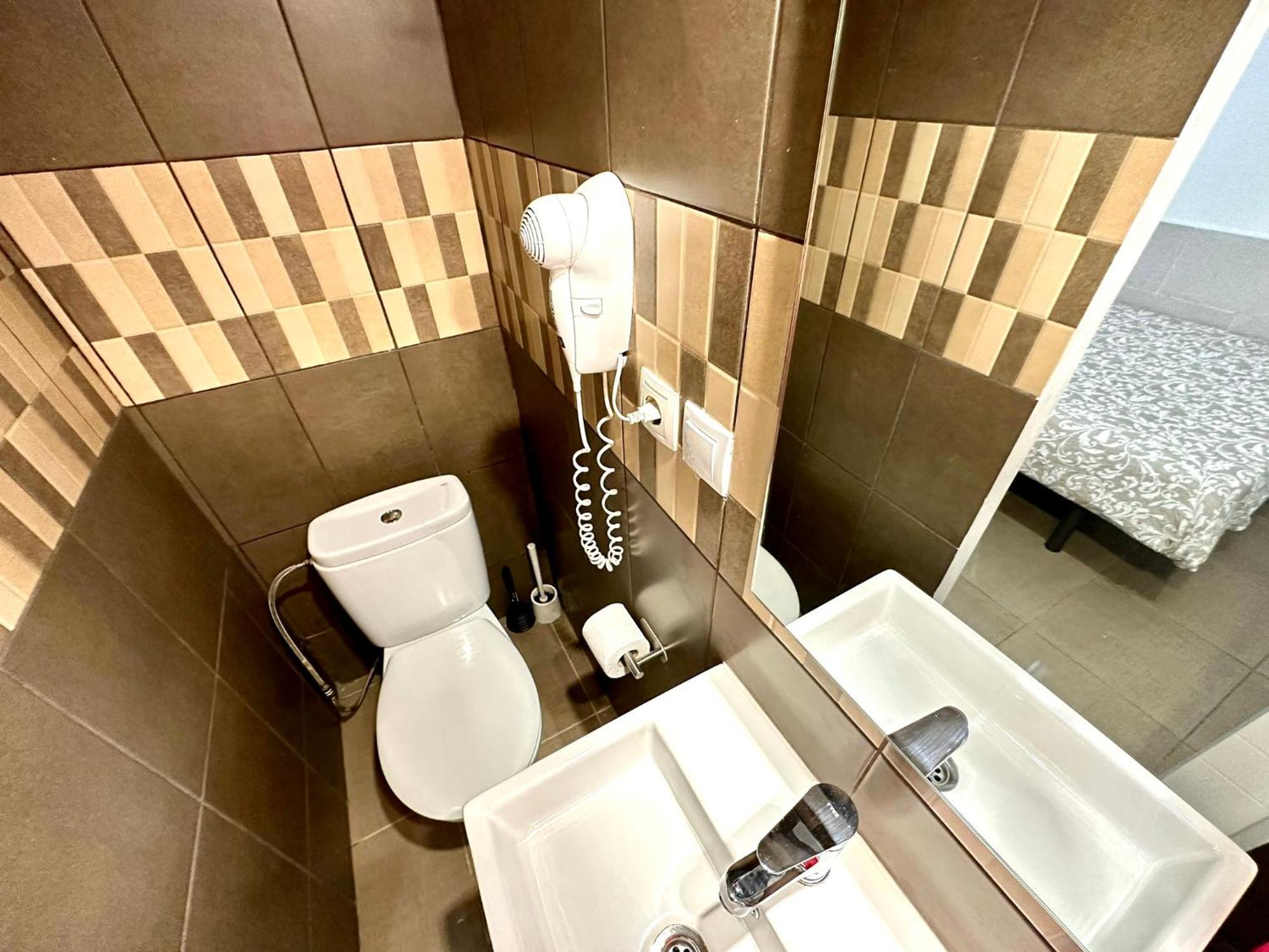 Nice Apartment In Barcelona By Perita Next Metro St T1 Exterior foto